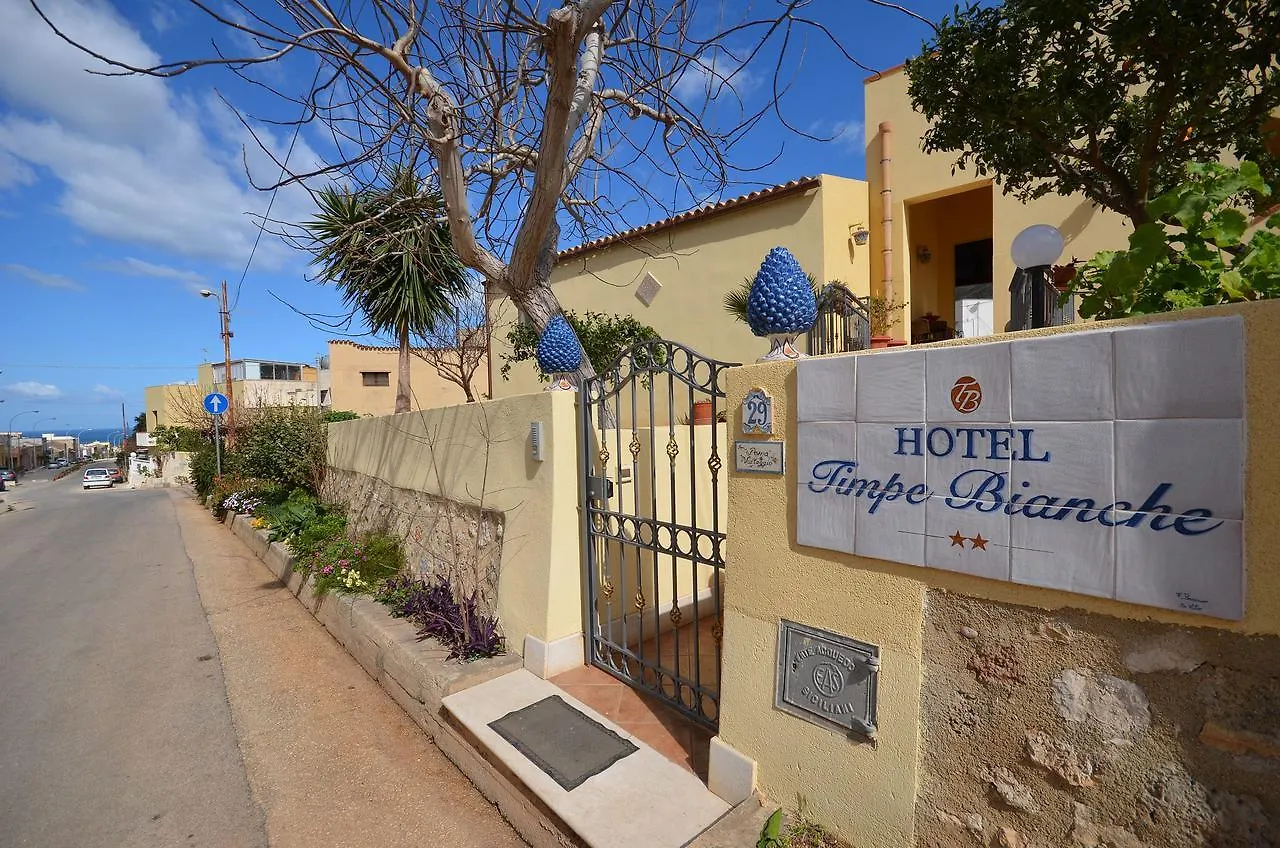 ** Bed and breakfast B&B Timpe Bianche Castelluzzo Italia