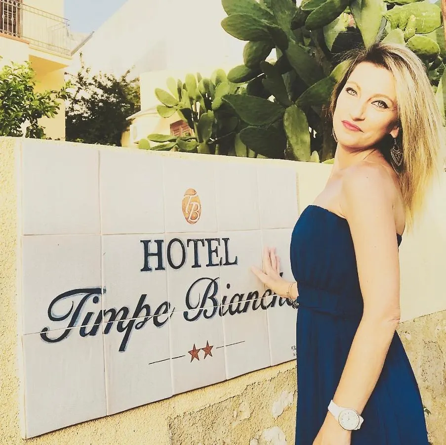 B&B Timpe Bianche Castelluzzo 2*,  Italy